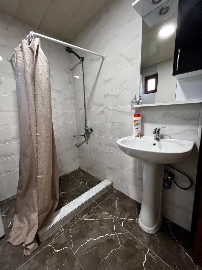 מסטיה Guesthouse Data מראה חיצוני תמונה