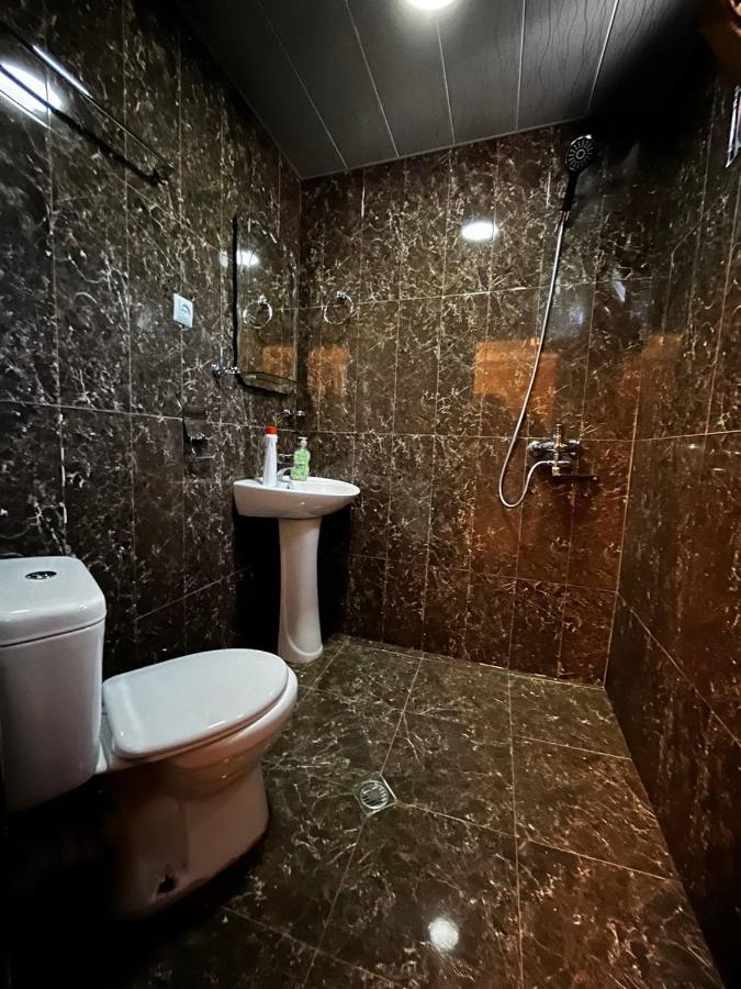 מסטיה Guesthouse Data מראה חיצוני תמונה