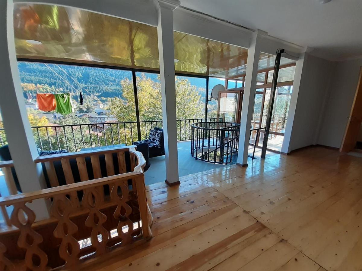 מסטיה Guesthouse Data מראה חיצוני תמונה